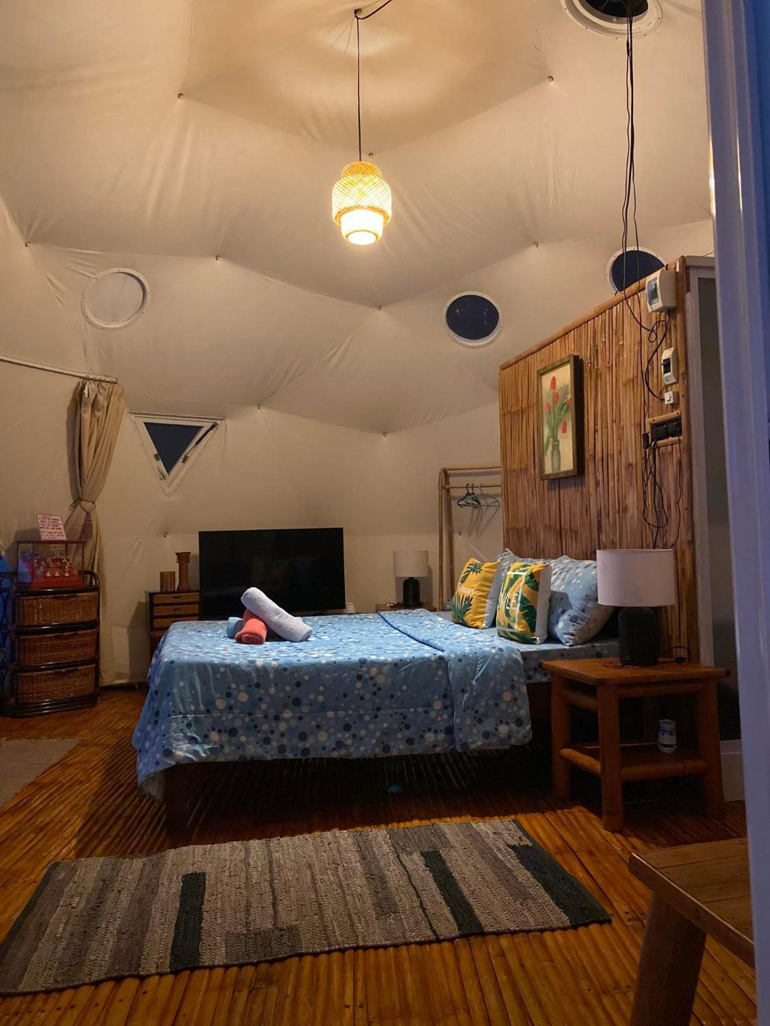 Glamping Dome Dauin Beach Resort エクステリア 写真