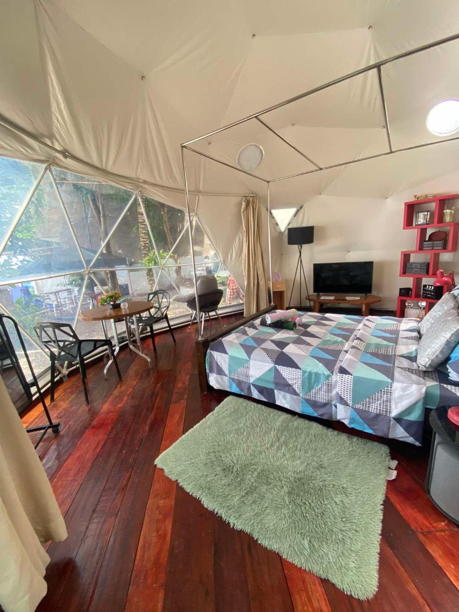Glamping Dome Dauin Beach Resort エクステリア 写真
