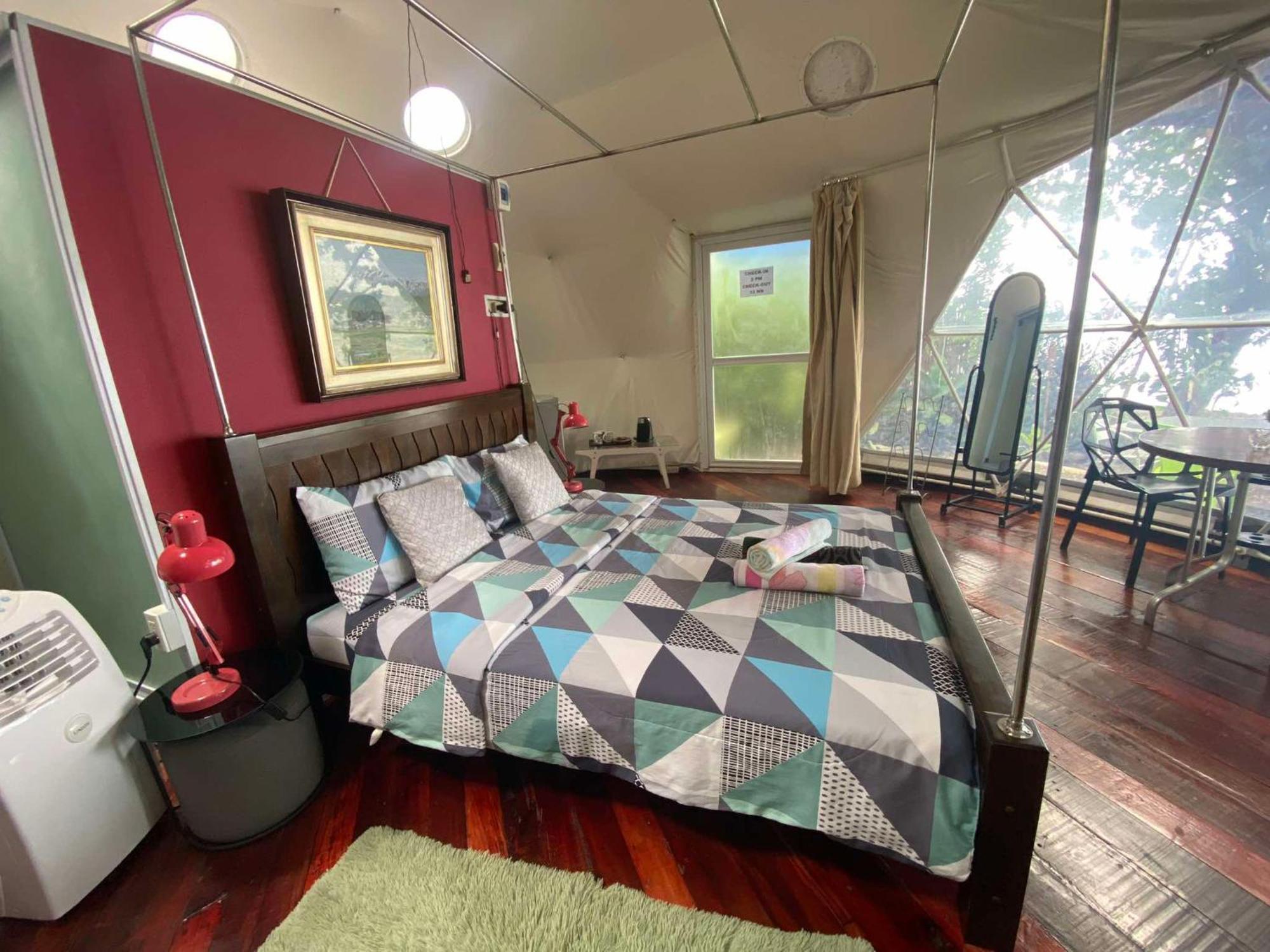 Glamping Dome Dauin Beach Resort エクステリア 写真
